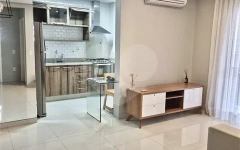 Apto Reformado e Mobiliado ao Lado do Shopping Ponta Negra!