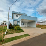 Sobrado com 3 Dormitórios no Villenuve