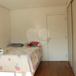 Casa Nova na Saúde c/380m2 de construção - 6 Quartos/4 suítes/4 Vagas na garagem