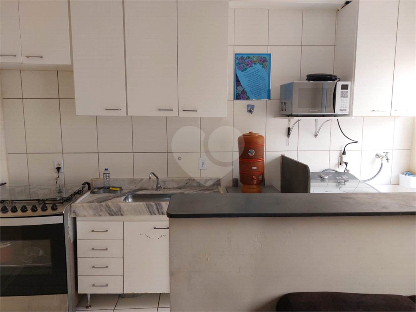 Apartamento no Condomínio Mont Vernon .