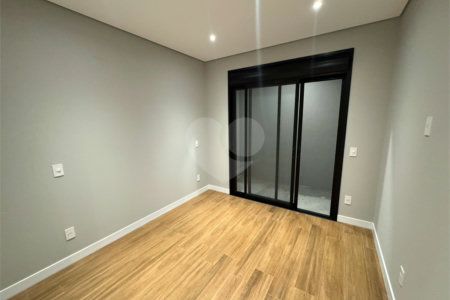 CASA A VENDA COM 3 DORMITÓRIOS, SENDO 1 SUITE NO SESIDENCIAL VILLENEUVE