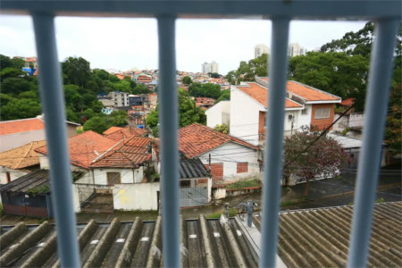 Sobrado à venda com 4 quartos, sendo 1 suíte,  em Vila Sônia, São Paulo, SP