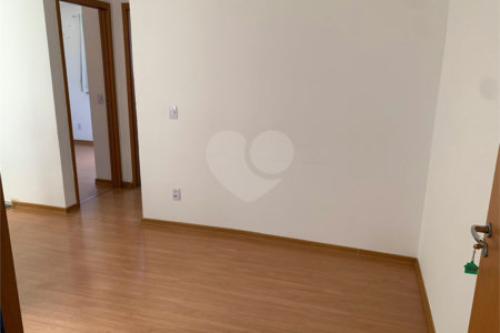 Apartamento a venda no condomínio Monte Berlim