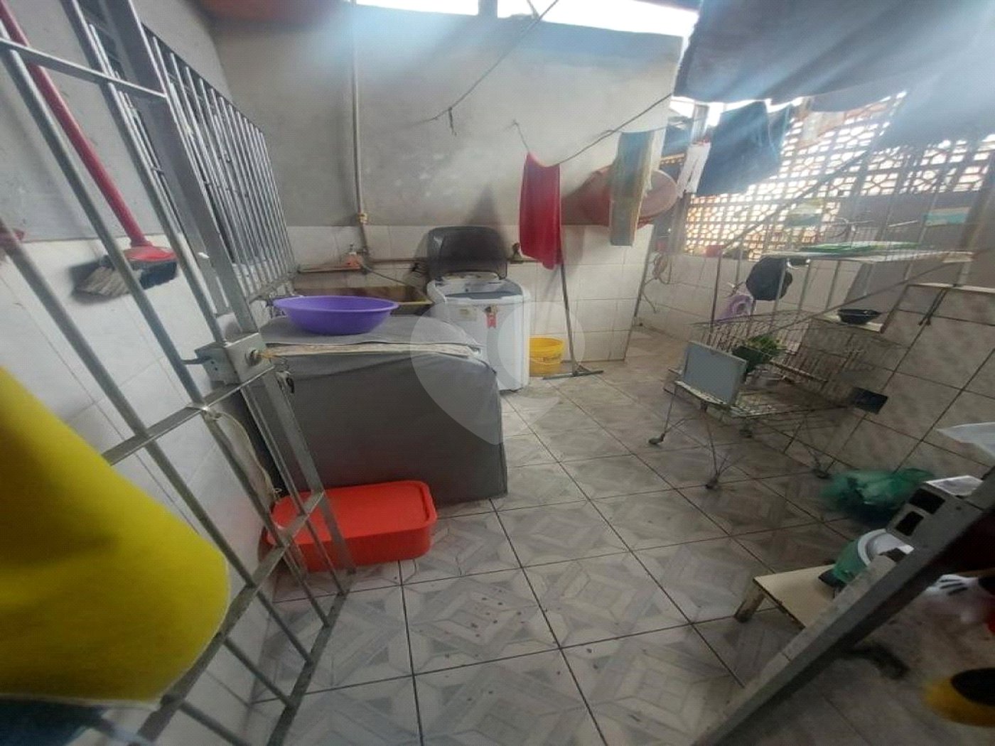 Sobrado 4 dormitórios na Vila Domitila