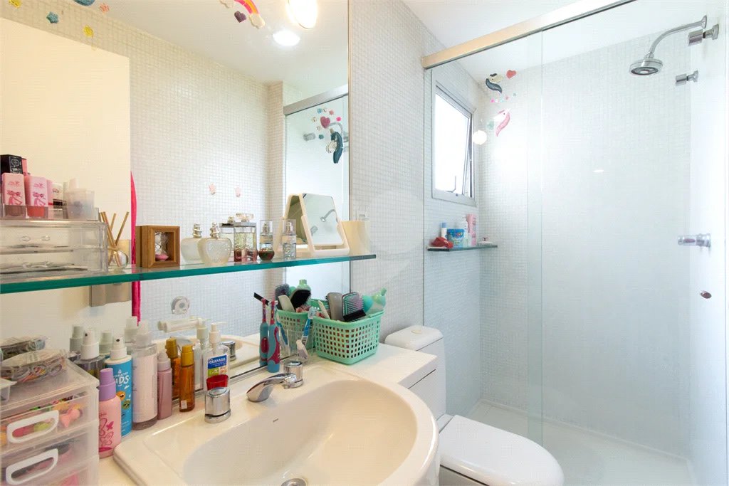 Apartamento a venda no Campo Belo, 192 M², 3 suites, 3 vagas, lazer e próximo ao metrô