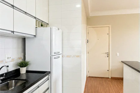 Apartamento com 2 dormitórios e 1 vaga em Nova Petrópolis, com piscina, academia, brinquedoteca, churrasqueira e portaria 24 horas. Excelente localização.