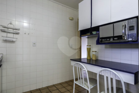 Apartamento à venda Morro dos Ingleses, 3 dorms, 1 vaga