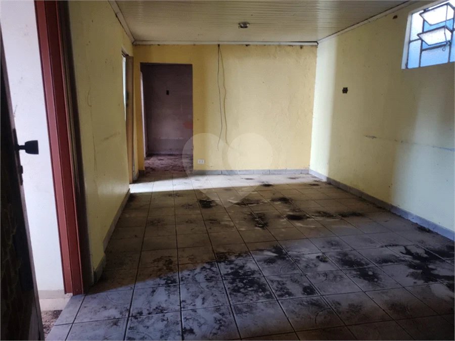 OPORTUNIDADE: Terreno à venda no Jardim Maristela com 250m2, 10 metros de frente!