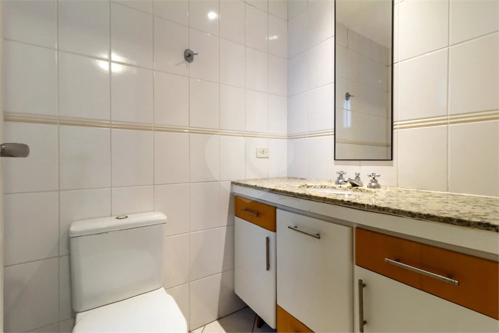 Vila Clementino - Apartamento na Rua Loefgren | 80 m² | 3 Dormitórios | 1 Suíte | 2 Vagas | Último Andar