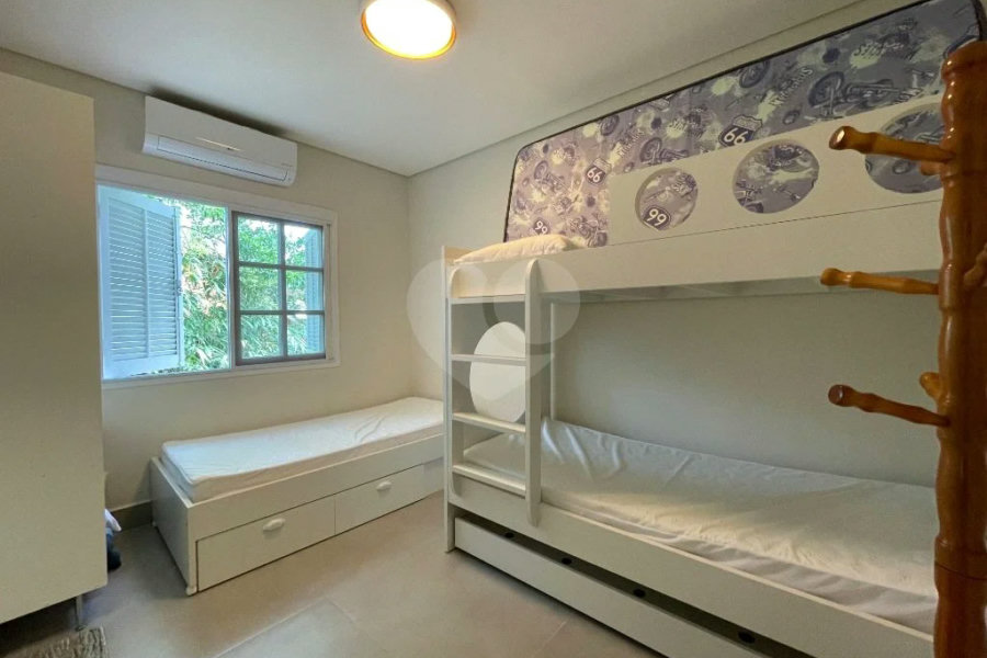 Casa à venda com 4 suítes em Riviera de São Lourenço, Bertioga, SP