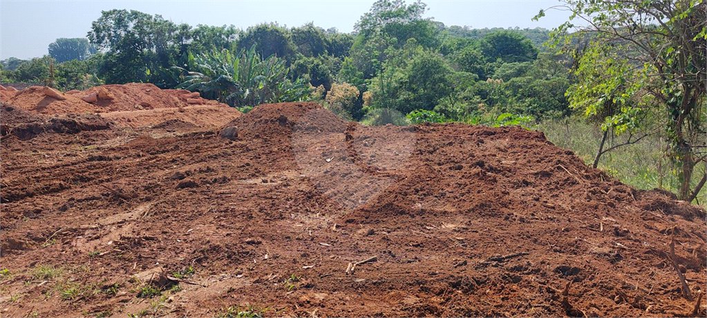 Terreno em Atibaia com 3.410 metros, pronto para construir, topografia plana, excelente localização