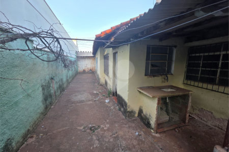 Casa para reforma terreno de 300 m²