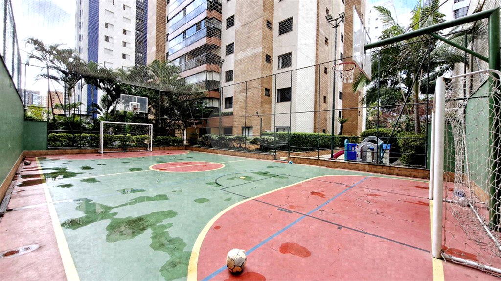 Apartamento à venda com 4 quartos, sendo 2 suítes, em Brooklin, São Paulo, SP