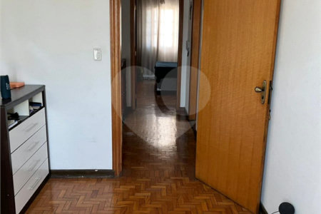 Excelente Sobrado na Saúde - 180m2 - 3 Quartos/1 Suíte/3 Vagas na garagem