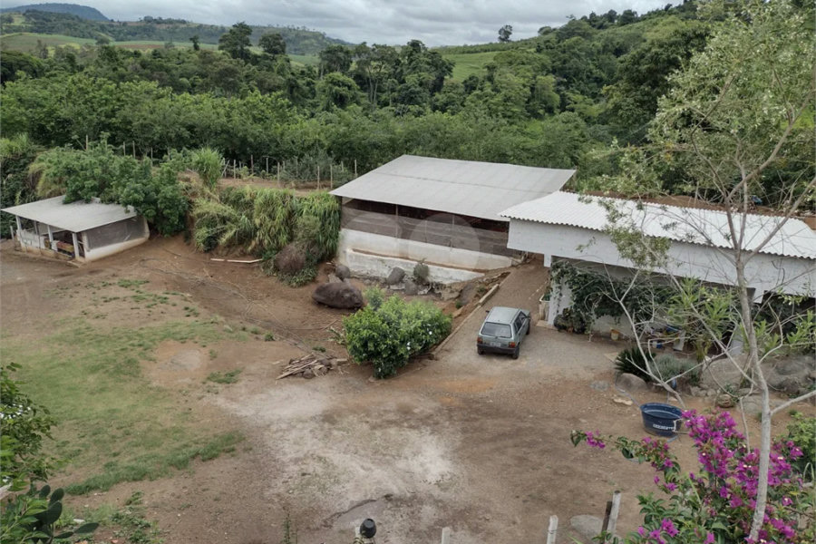 Sítio de 31 mil m² à VENDA em Àguas da Prata/SP