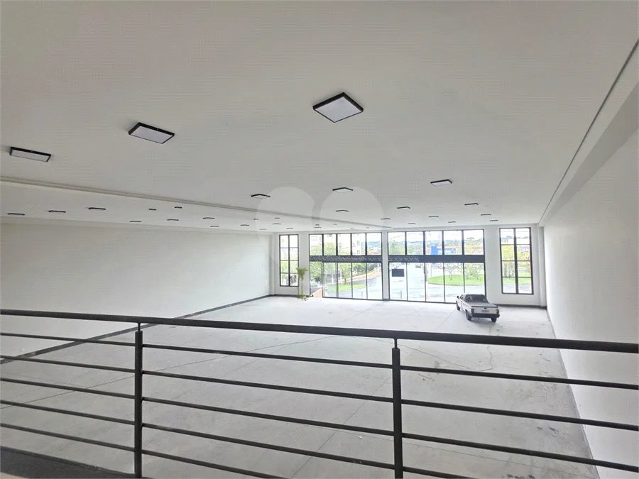 Prédio Comercial para Locação no Jardim Santo Antônio em Valinhos/SP