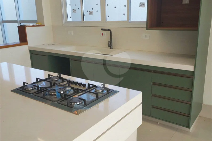 Sobrado recém-construído com 3 dormitórios em condomínio fechado em Piracicaba-SP.