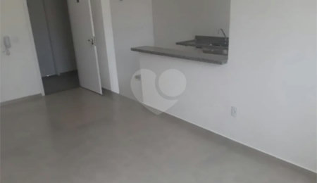 Apartamento à venda com 2 quartos, sendo 1 suíte,  em Vila Prado, São Carlos, SP