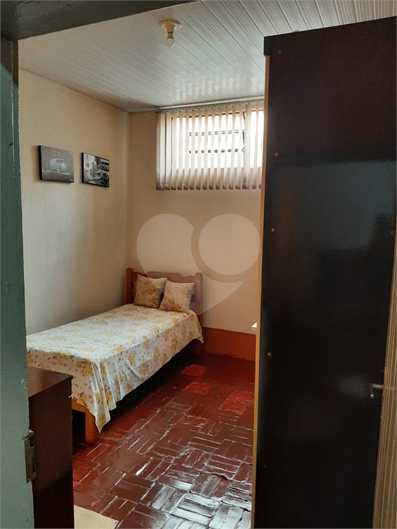 Casa com 2 dormitórios à Venda no Jardim Brasil