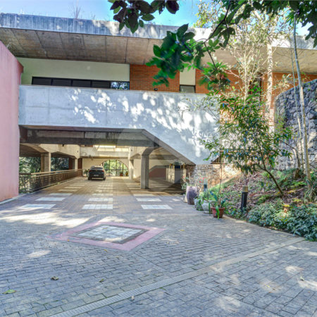 Casa à venda ou para alugar com 4 suítes no condomínio Chácara Flora, São Paulo - SP