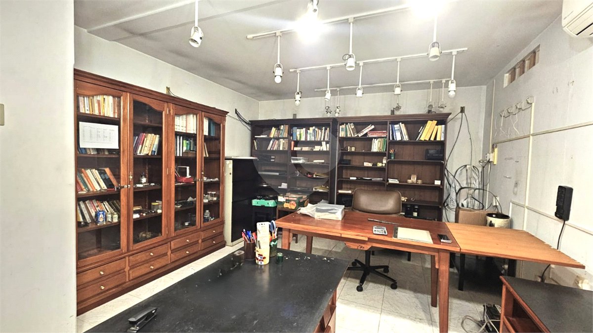 Casa à venda com 4 suítes no condomínio Chácara Cordeiro, São Paulo - SP