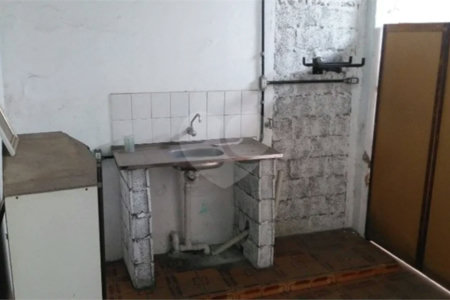 Excelente Casa Comercial no Anália Franco Terreno para LOCAÇÃO e COMPRA.