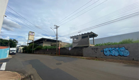 Terreno à venda em Núcleo Residencial Silvio Vilari, São Carlos, SP
