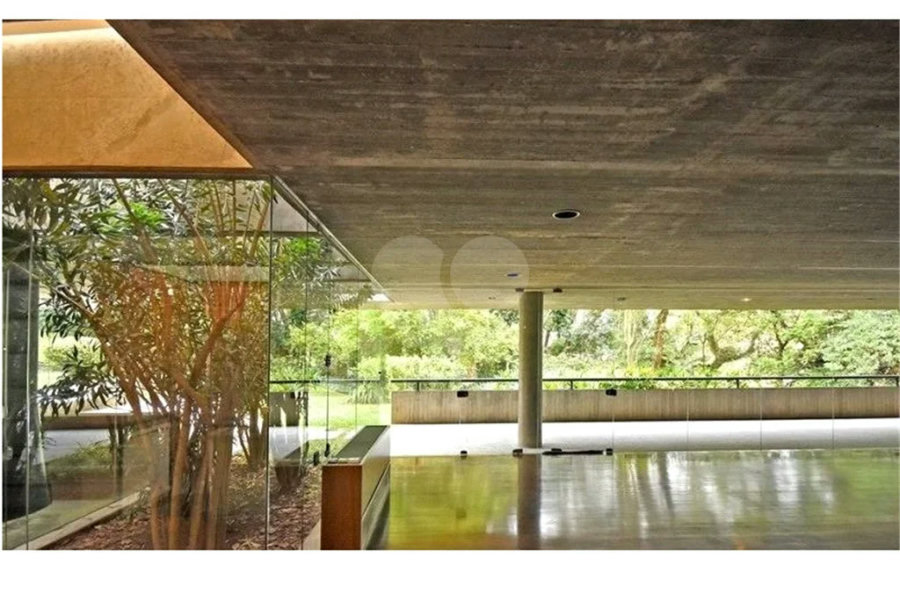 Casa com 976 m² e terreno de 3.100 m², à venda por R$ 16.000.000,00