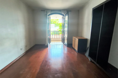 Sobrado à venda com 3 quartos, sendo 1 suíte,  em Jardim Esmeralda, São Paulo, SP