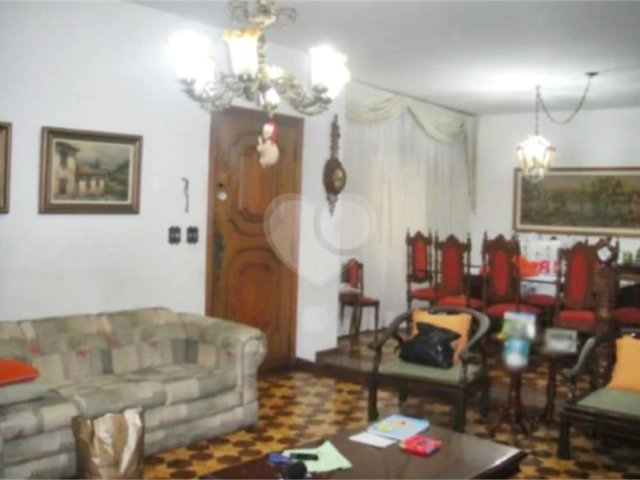 Casa à venda ou para alugar com 2 quartos, sendo 1 suíte,  no condomínio Sobrado, São Paulo - SP
