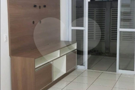 Apartamento à venda no condomínio Residencial Vancouver, em Araraquara-SP.