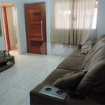 Casa Térrea com 2 dormitórios, sendo 1 suíte.