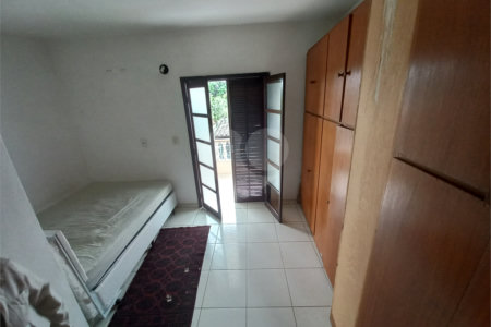 Casa de 292m² de terreno à venda - Vila Pirajussara