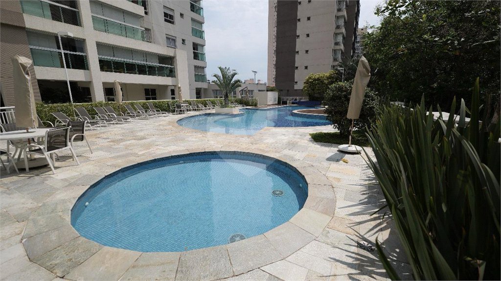 Apartamento á venda - Vila Olímpia