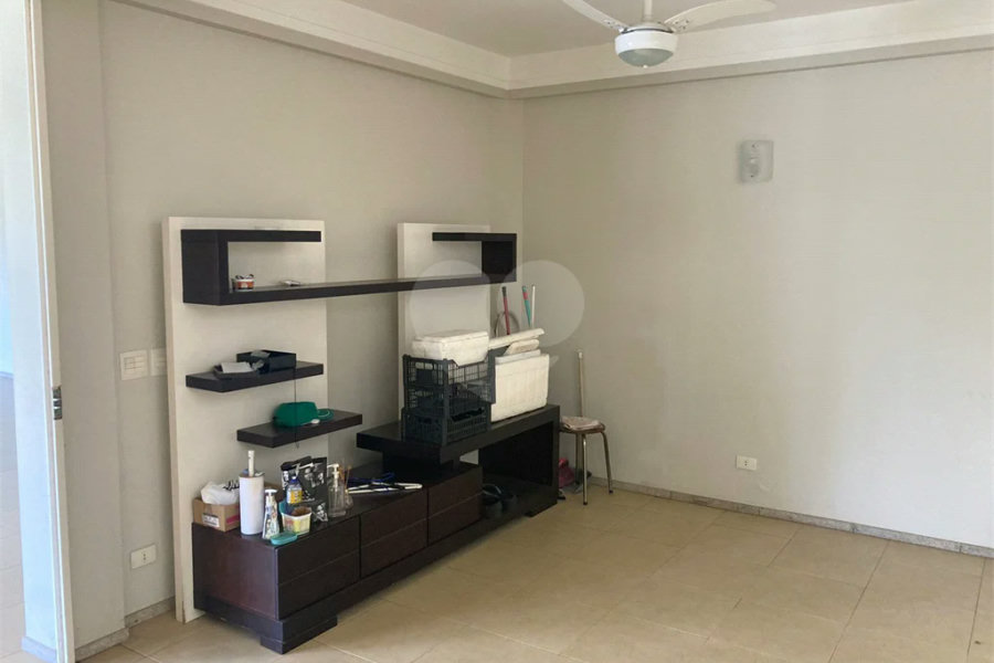 Belíssima casa no bairro Vila Rezende