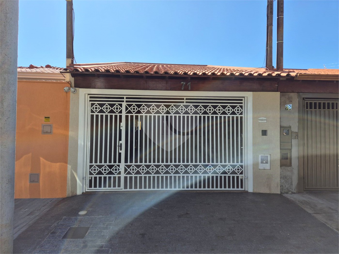 Casa com 2 Dormitórios á venda, em São Carlos.