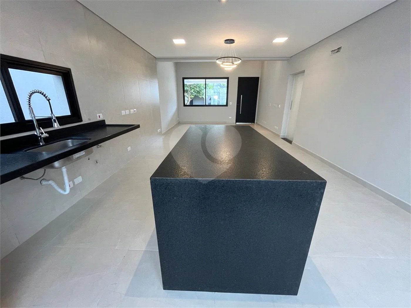 Excelente Casa Plana no Condomínio Bela Vista