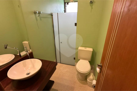 Casa para venda no Condomínio Vivenda do Broa.