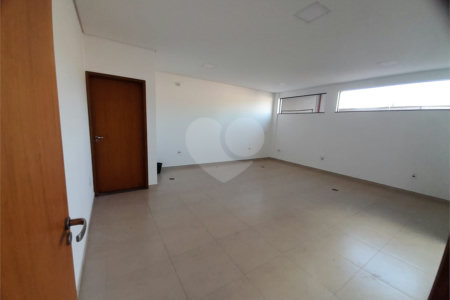 Galpão Industrial no Jardim Tangará - 1.714,91 m² de Área Útil