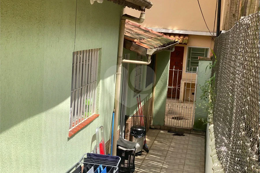 Terreno 10 X 30m,ideal para construtor, com casa principal, mais 3 casas no mesmo terreno e gerando renda, em Perdizes - São Paulo