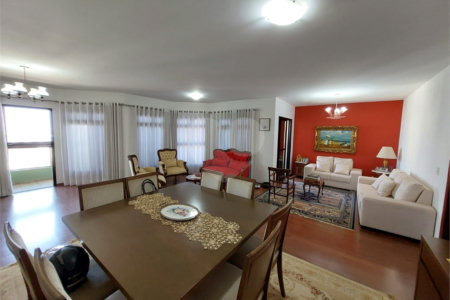 Apartamento com 3 suítes no centro de São Carlos