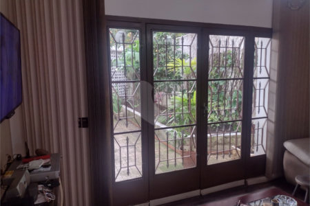 Sobrado com 2 dormitórios à venda, 135 m² por R$ 850.000,00 - Vila Monumento