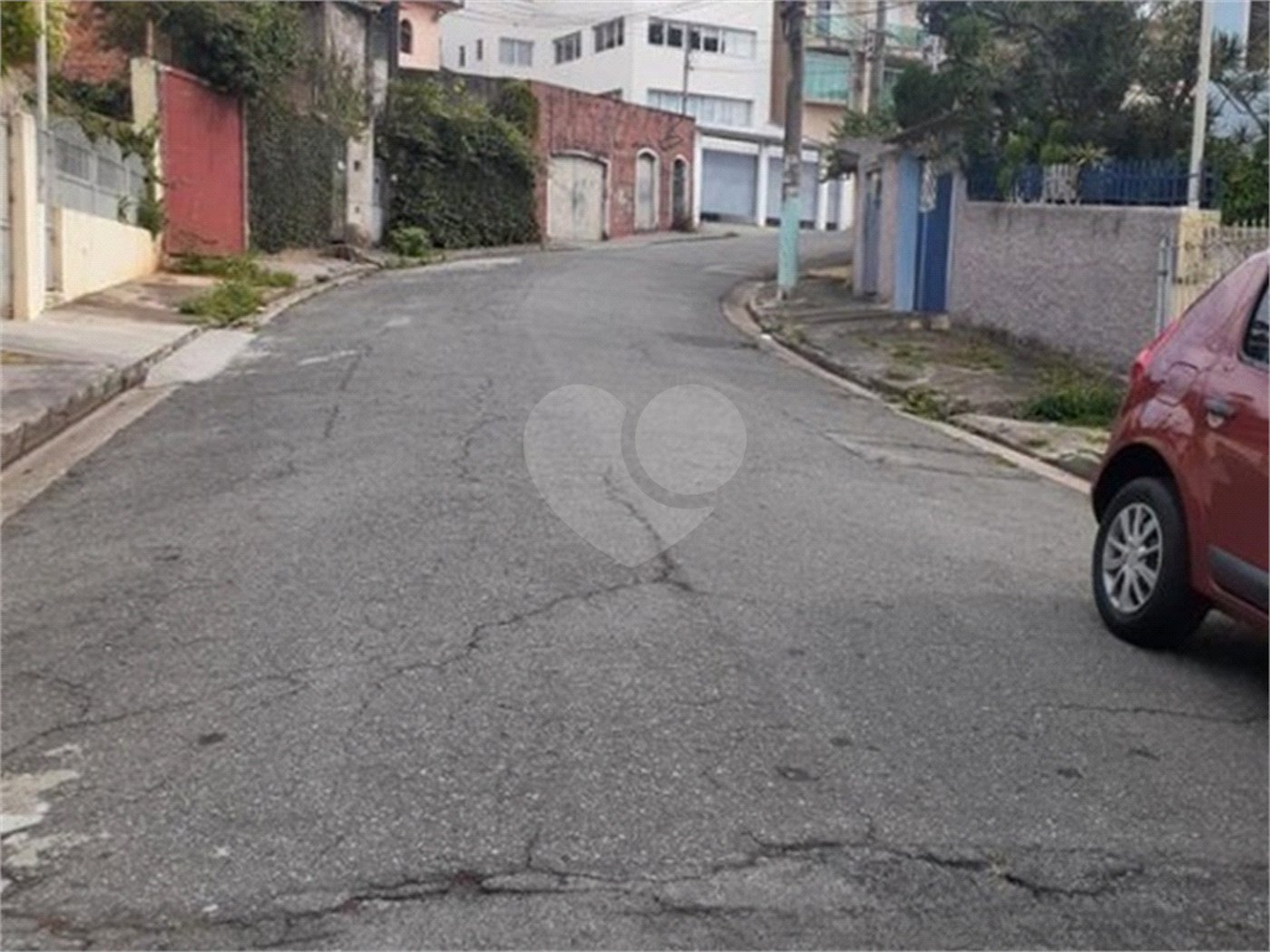 Casa Térrea à venda com 6 quartos, sendo 1 suíte, em Pirituba, São Paulo, SP