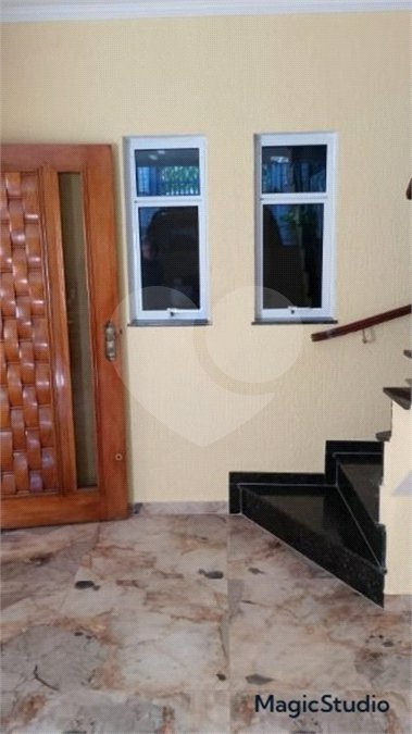 Casa com 400m², 2 dormitórios, 2 vagas de garagem, à venda na Vila Matilde.