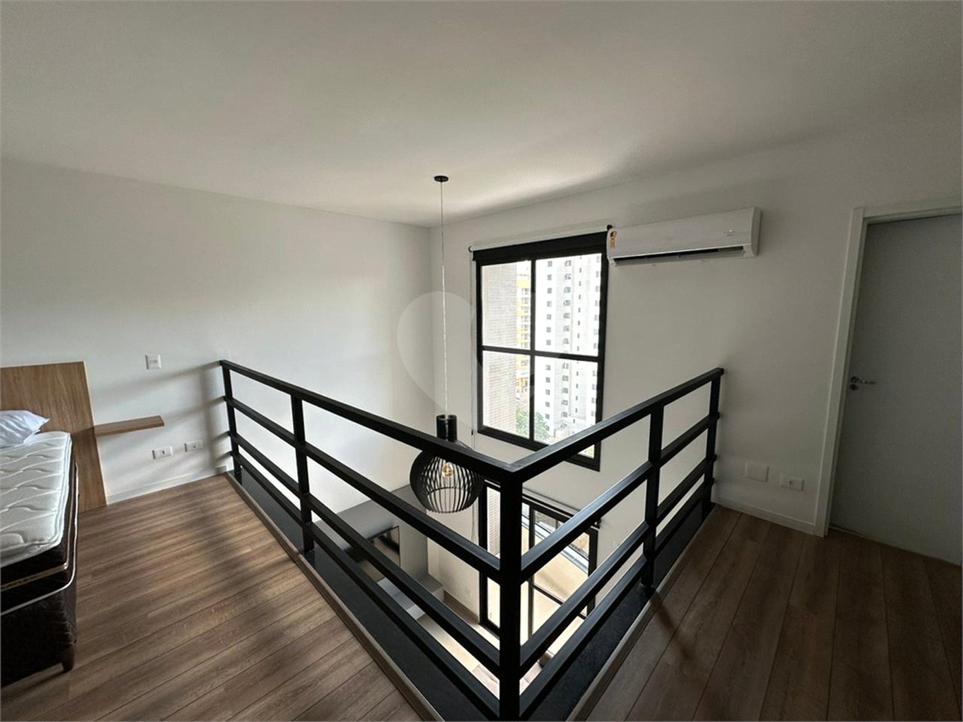 DUPLEX A VENDA, EDIFICIO TARSILA LOFT, JARDIM AQUARIUS, 1 SUÍTE, 1 VAGA DE GARAGEM, SJC/SP