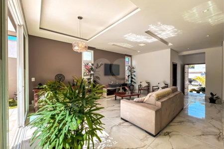 Sobrado à venda em Itupeva – 421,80 m² de terreno – 254,28 m² de área construída – 3 dormitórios – 4 banheiros – 4 vagas de garagem