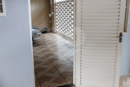 Casa térrea para venda ou locação no Jardim São Carlos V