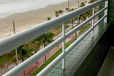 Apartamento Frente Mar em Solemar – Praia Grande