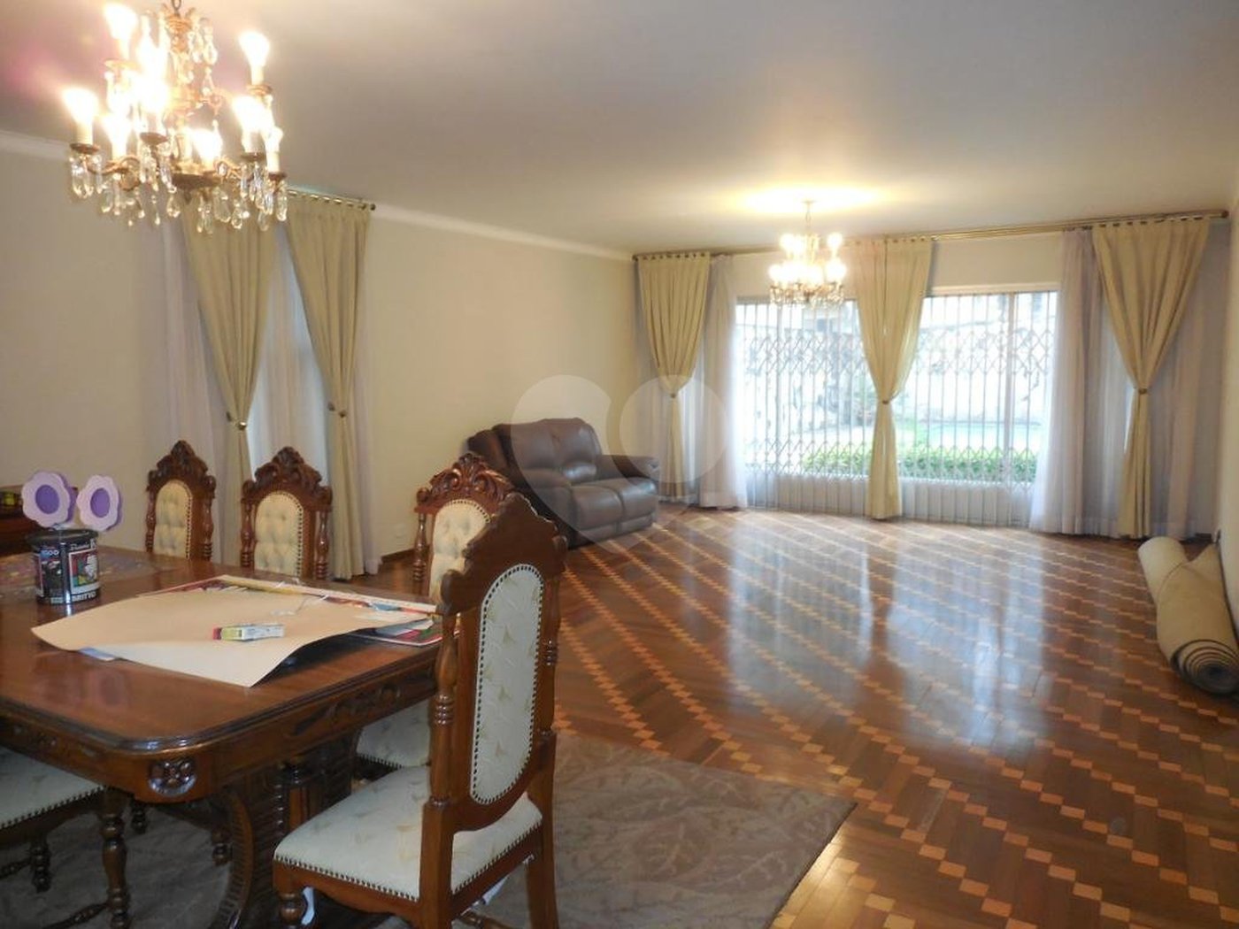 JARDIM FRANÇA MARAVILHOSA RESIDENCIA térrea à venda com imenso espaço verde!!