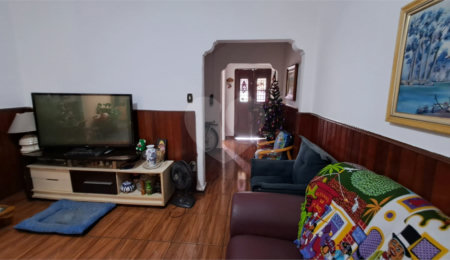 Sobrado à venda com 5 quartos, sendo 1 suíte,  em Bom Retiro, São Paulo, SP